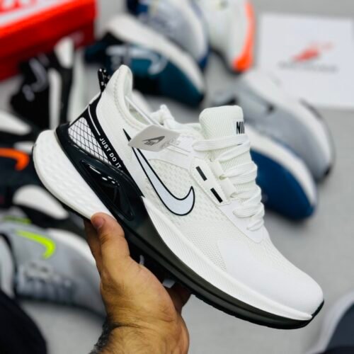 Nk Hyper burst-White