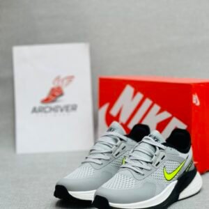 Alternative view of Nk hyper burst-Smoke Grey