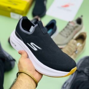 Alternative view of Sketcher Ultra medicated Cushion Black White