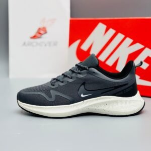Alternative view of NK Zoom X-Grey