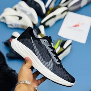 Alternative view of Nike Turbo Zoom Fly Black Edition
