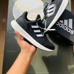 Adi Ultra Bounce - Core Black / Cloud White