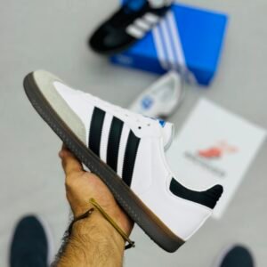 Alternative view of Samba Adi’s White Edition