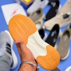 Sketcher Ultra medicated Cushion -  Cream - Image 5
