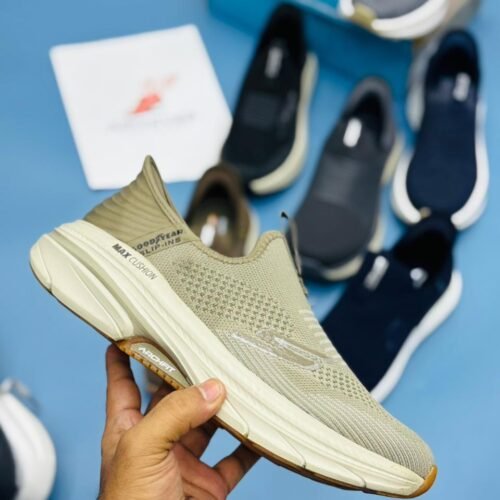 Sketcher Archfit Slipsin - Cream