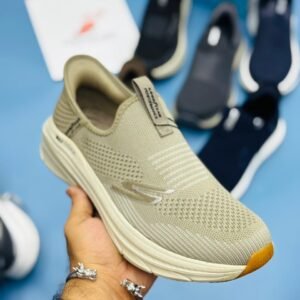 Alternative view of Sketcher Archfit Slipsin - Cream