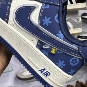 Nike Air Force 1 - Navy - Image 5
