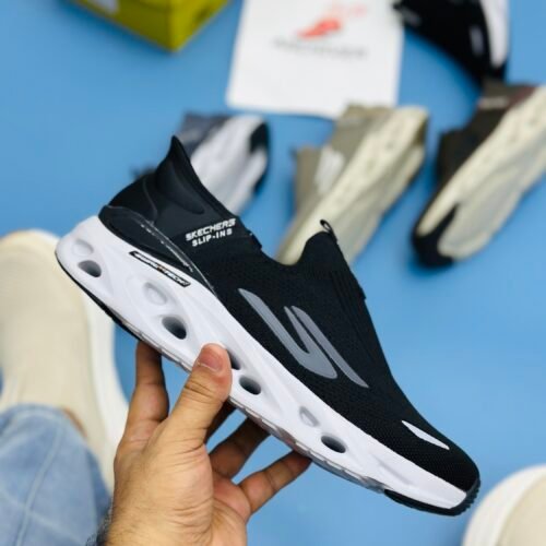 Skecher Slips ins Medicated OnC Sole - Black