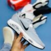 NK Fly Zoom -  Grey