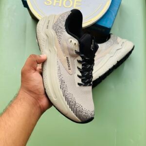 Alternative view of Brook Ghost Max2 - Khaki