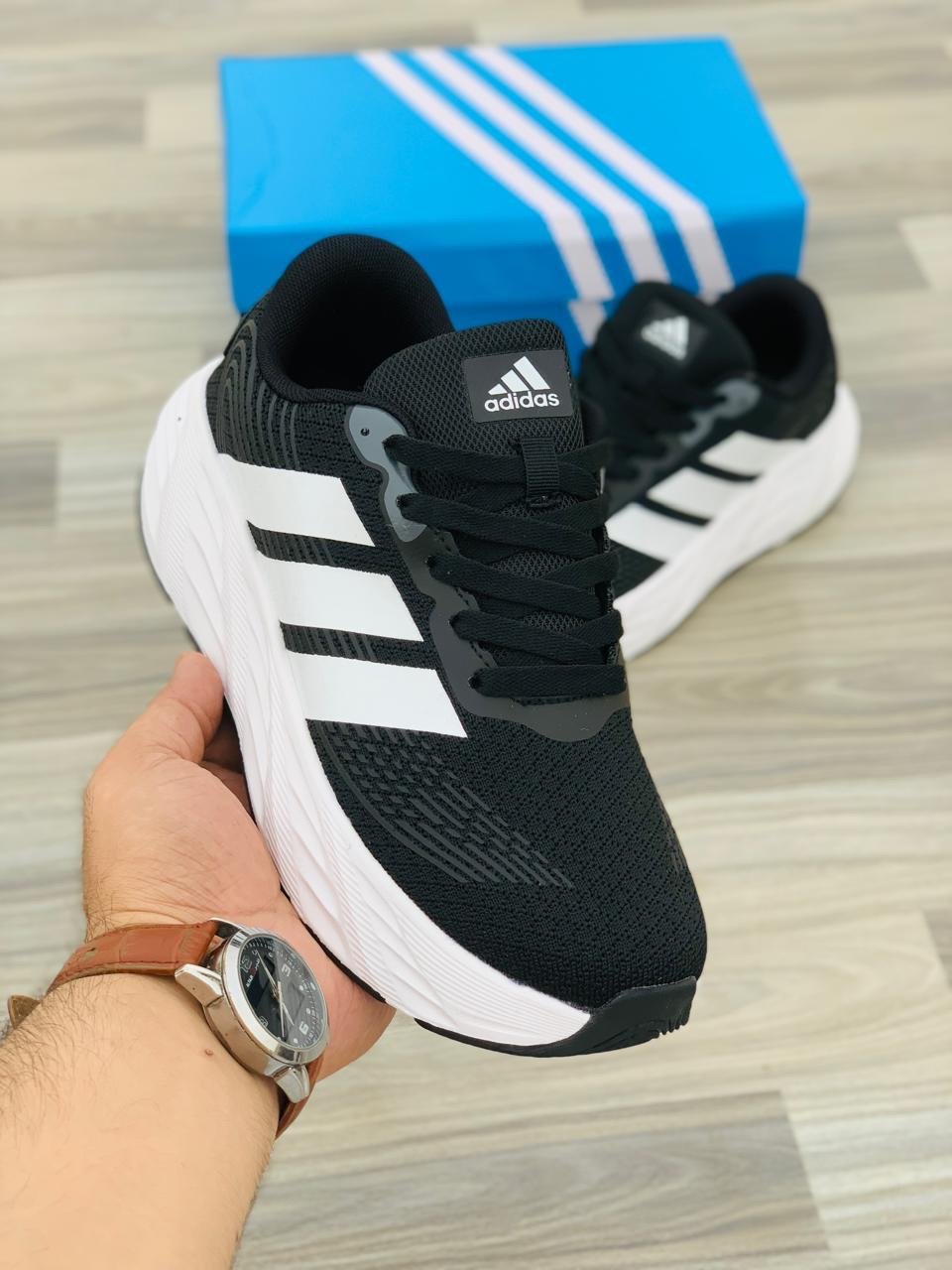 Adi Runner 2.0 - white Strip - Image 4
