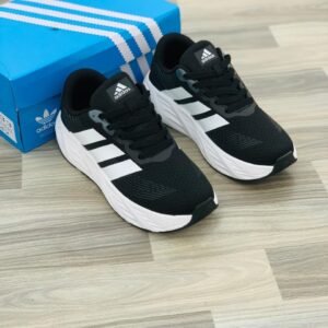Alternative view of Adi Runner 2.0 - white Strip