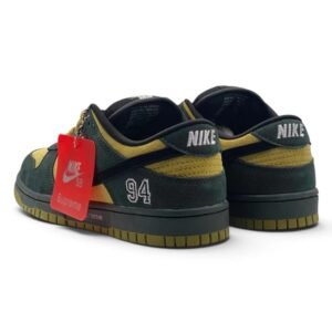 NK SB Dunk Low Spreme 94 - Green - Image 3