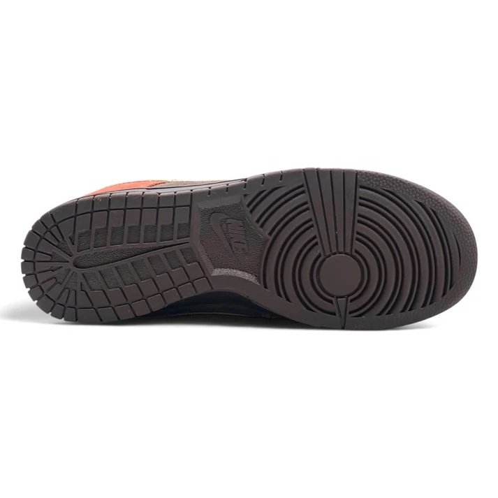 NK SB Dunk Low Spreme 94 - Brown - Image 4
