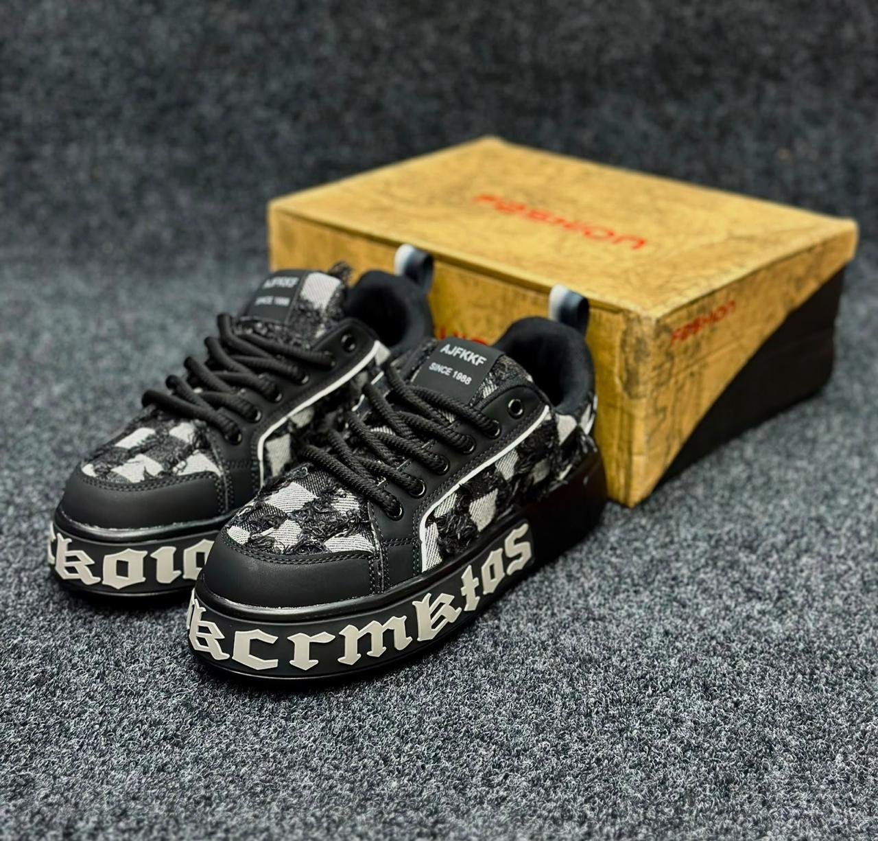 Fashion sneaker for mens - Image 2
