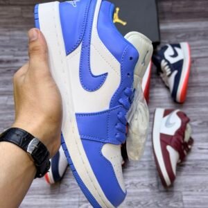 AJ1 LOW PREMIUM BATCH - UNIVERSITY BLUE - Image 6