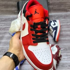 AJ1 LOW PREMIUM BATCH - CHIGAGU RED - Image 3