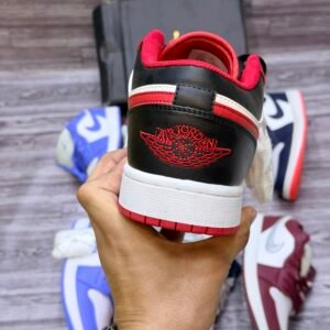 AJ1 LOW PREMIUM BATCH - CHIGAGU RED - Image 6