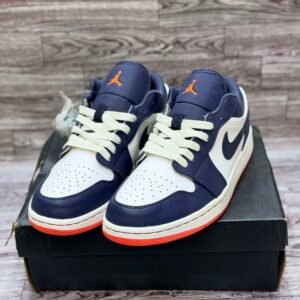 Alternative view of AJ1 LOW PREMIUM BATCH - BLUE GLOW