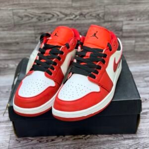 AJ1 LOW PREMIUM BATCH - CHIGAGU RED - Image 7