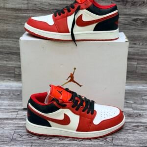 Alternative view of AJ1 LOW PREMIUM BATCH - CHIGAGU RED