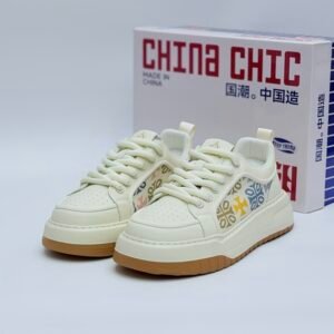 Alternative view of SUPER MULTY FASHION SNEAKER