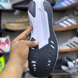NK ZOOMX VOLT - Image 7